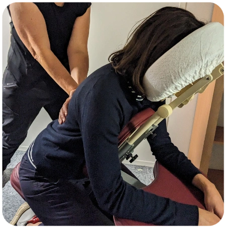 Massage assis en entreprise à Orléans